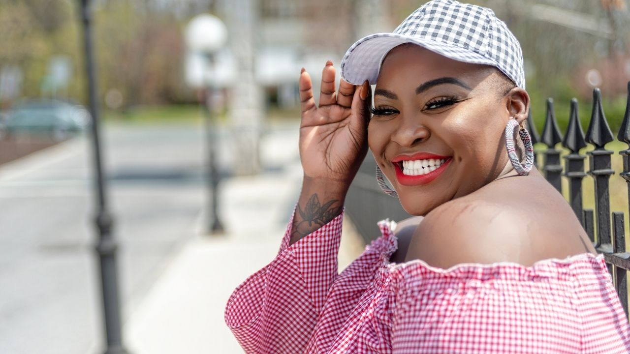 Video testimonial thumbnail